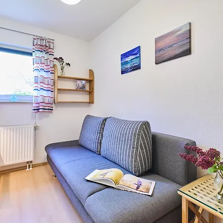 Apartment 18 2, Weidenweg 18 B *
